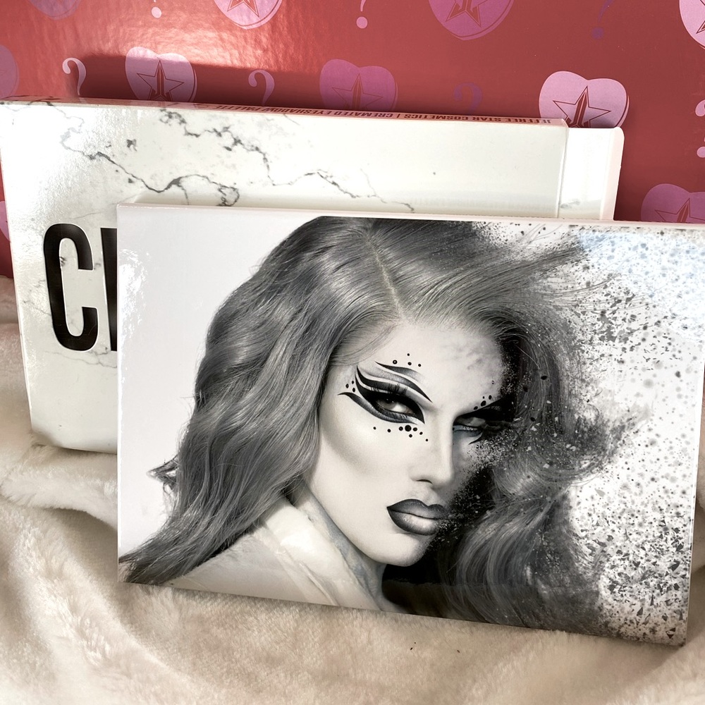 Jeffree Star “Cremated” Eyeshadow Palette